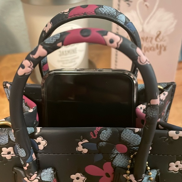 Authentic Coach Cashin Carry Tote 14 - Picture 12 of 14